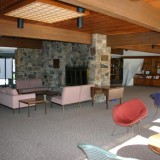 photo-bldg-robinson-lounge-b